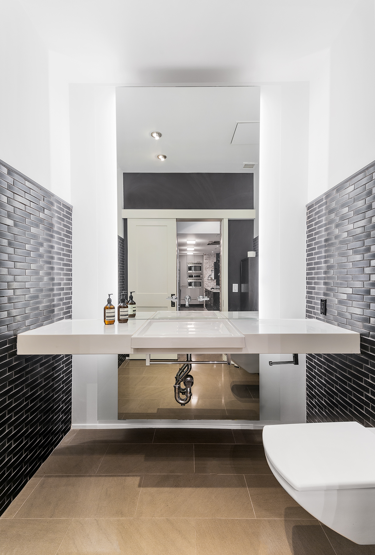 9 Barrow Street, Unit PH8CD Manhattan, NY 10014 - Photo 15 of 17