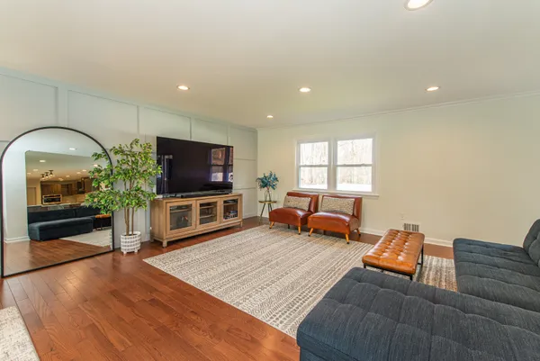 $1,200,000 | 142 Crescent Road, Florham Park, NJ 07932