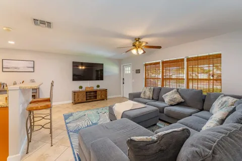 $500,000 | 1183 Southeast 1st Way, Deerfield Beach, FL 33441
