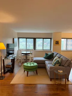 $235,000 | 803 West 48th Street, Unit 605, Kansas City, MO 64112
