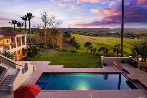 Contact Agent | 6935 Canada Vista, San Luis Obispo, CA 93401