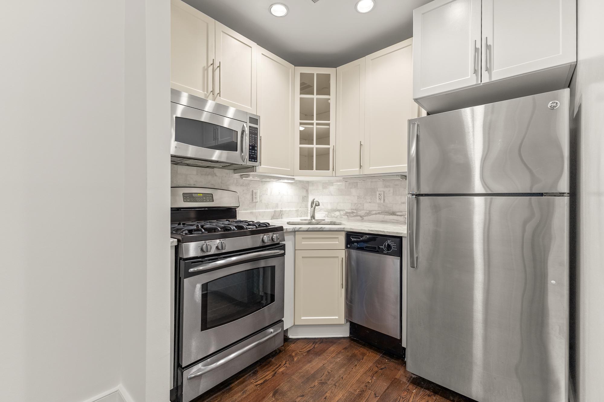 555 Lenox Avenue, Unit 4B Manhattan, NY 10030 - Photo 4 of 14