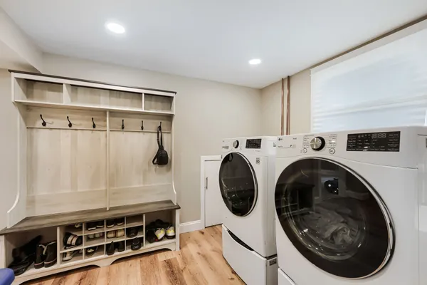a view of a kitchen with washer and dryer