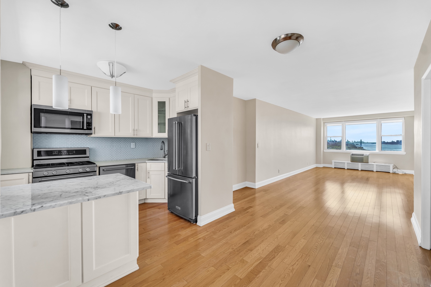 5700 Arlington Avenue, Unit 21T Bronx, NY 10471 - Photo 3 of 18