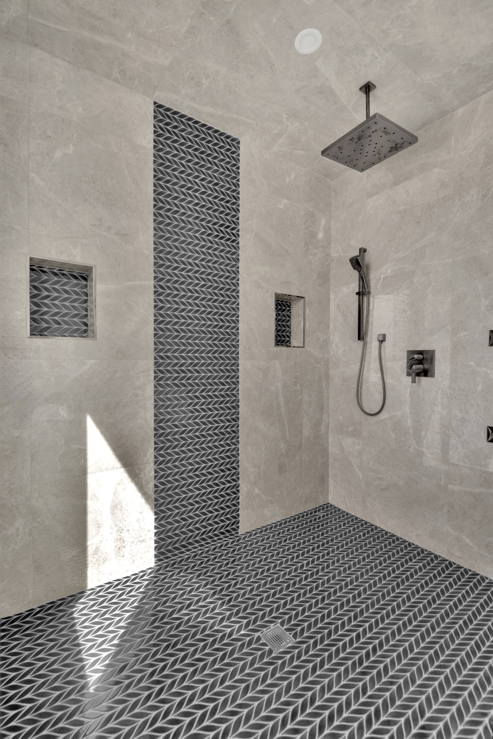 5 Osprey Court Staten Island, NY 10308 - Photo 27 of 50 a bathroom with a shower