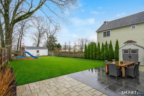 $1,150,000 | 16 Fairfield Avenue, Darien, CT 06820