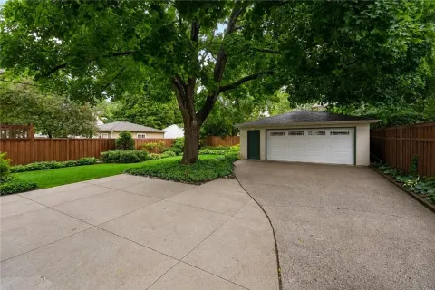 $950,000 | 4711 Dupont Avenue South, Minneapolis, MN 55419