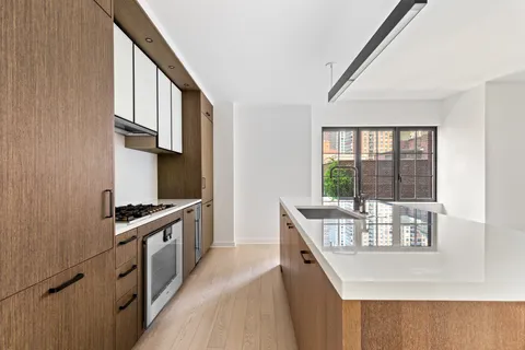 $1,400,000 | 959 1st Avenue, Unit 6F | Midtown East