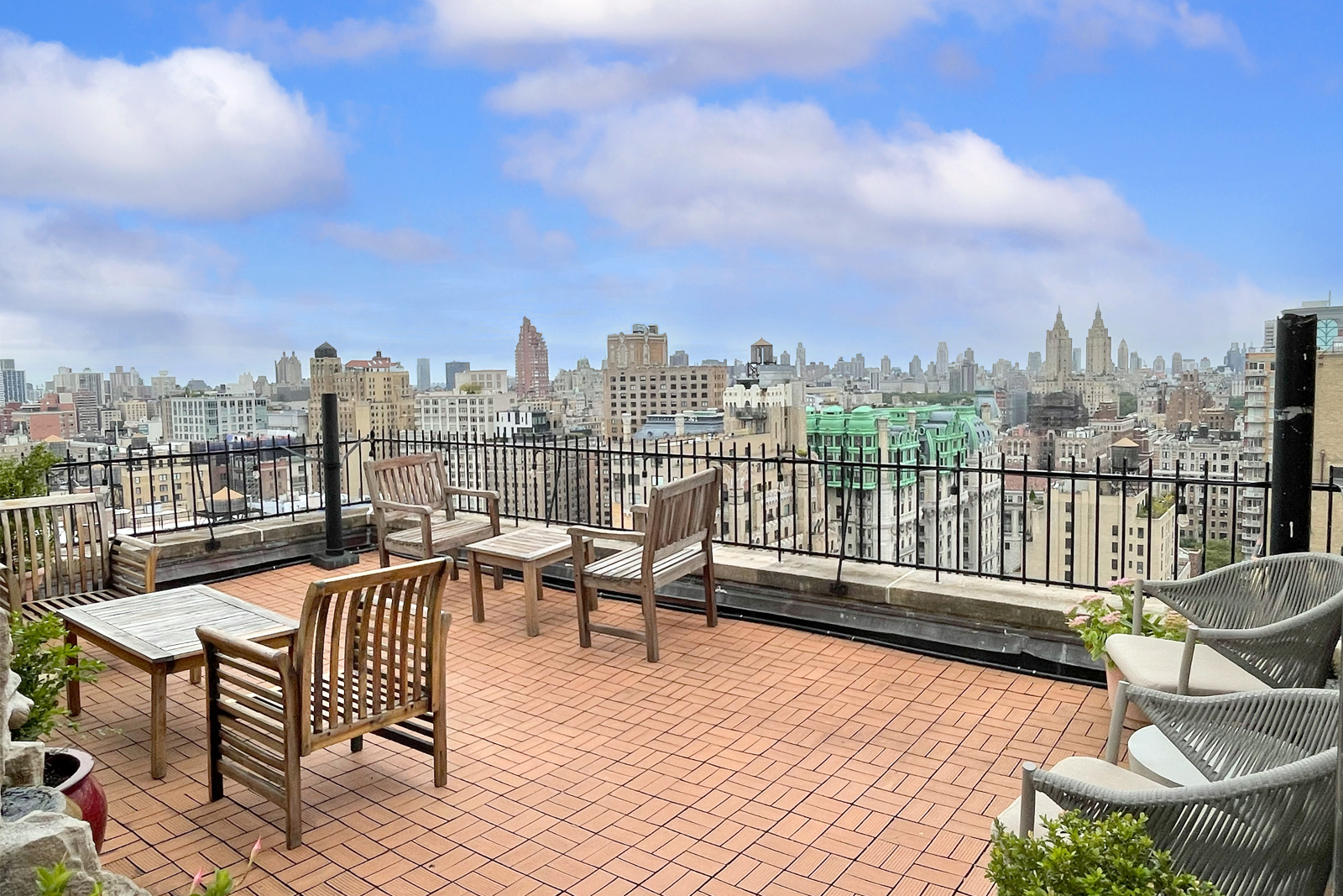 263 West End Avenue, Unit 13F Manhattan, NY 10023 - Photo 18 of 22 a view of a terrace with chairs