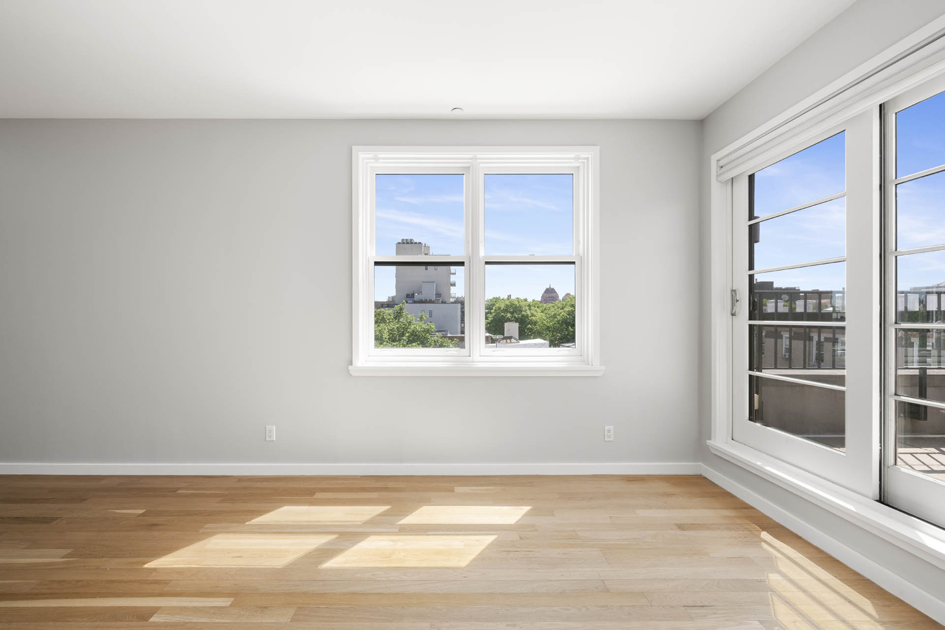 195 Hawthorne Street, Unit 5E Brooklyn, NY 11225 - Photo 10 of 22 Gallery Image 10