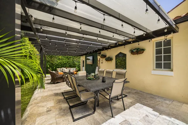 $3,200,000 | 4206 Alhambra Circle, Miami, FL 33146