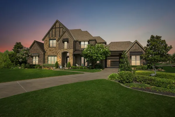 $2,135,900 | 4517 Montalcino Boulevard, Flower Mound, TX 75022