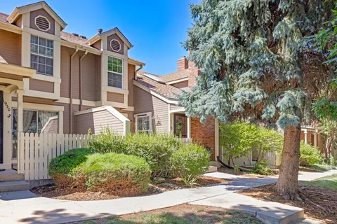 $347,500 | 1930 South Helena Street, Unit D, Aurora, CO 80013