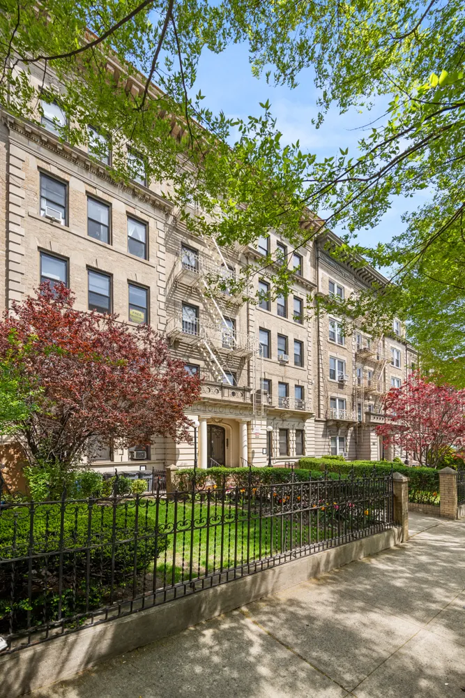 $600,000 | 465 Eastern Parkway, Unit C | Crown Heights