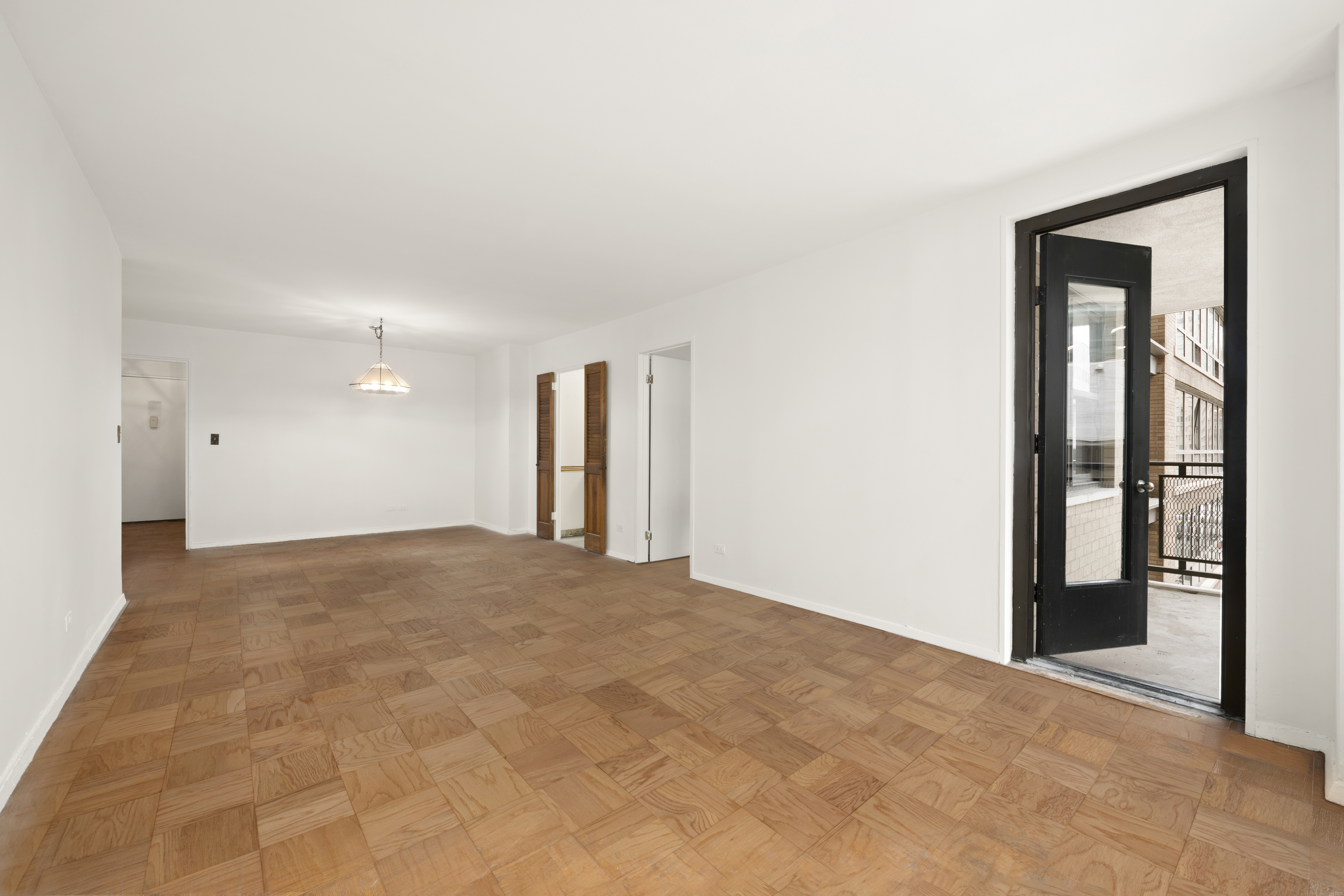 165 West 66th Street, Unit 6W New York, NY 10023 - Photo 4 of 14