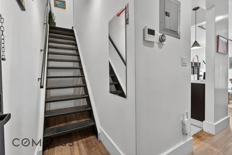 a view of entryway and gallery