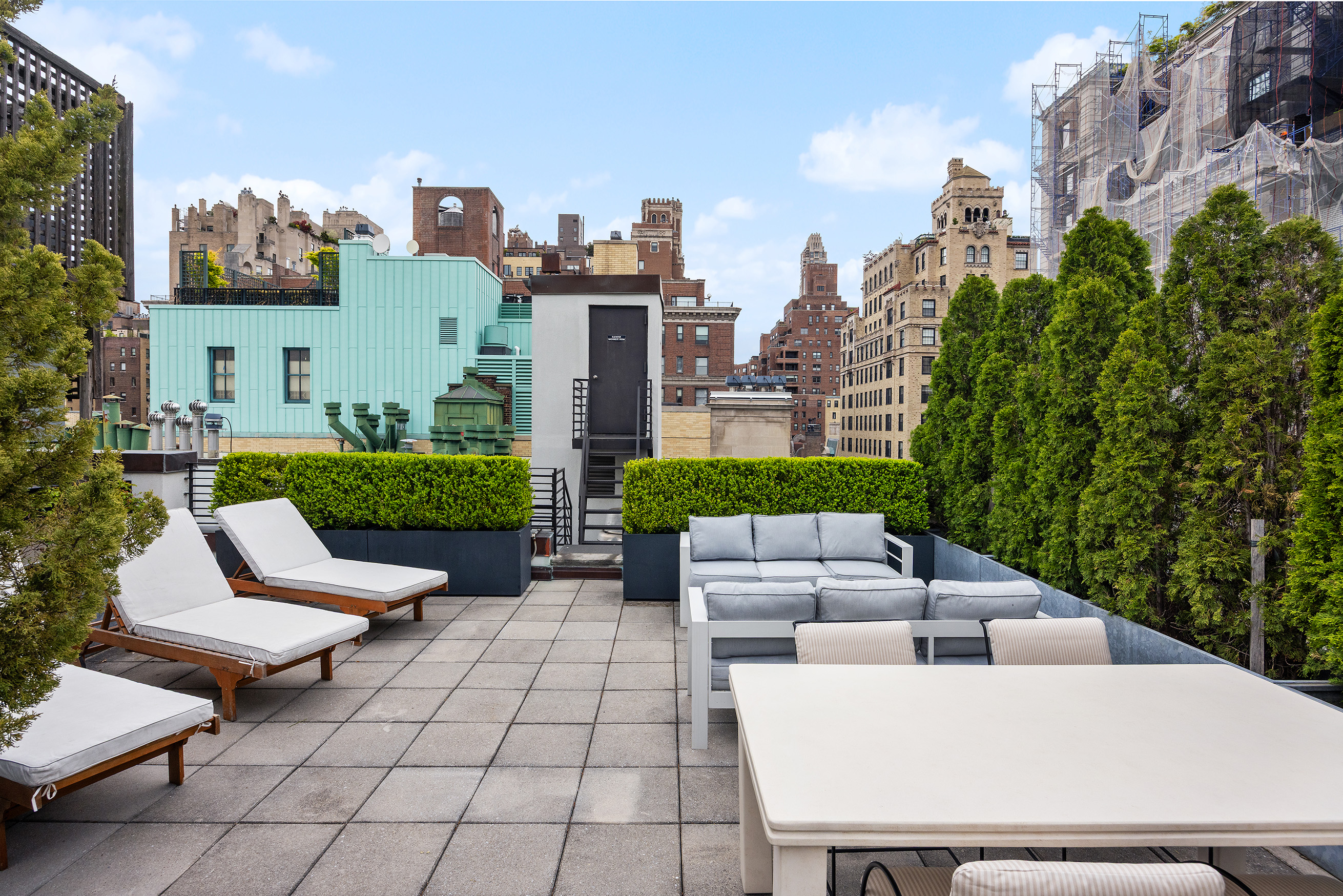 15 East 70th Street, Unit PHB Manhattan, NY 10021 - Photo 31 of 37