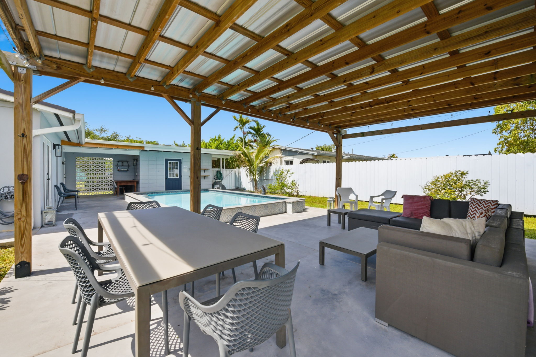 9955 Southwest 215th Street Miami, FL 33189 - Photo 3 of 16