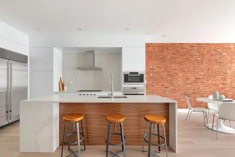 $2,895,000 | 17 East 17th Street, Unit 2 | Flatiron