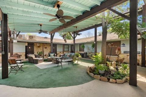 $3,895,000 | 110 Oak Drive, Wimberley, TX 78676