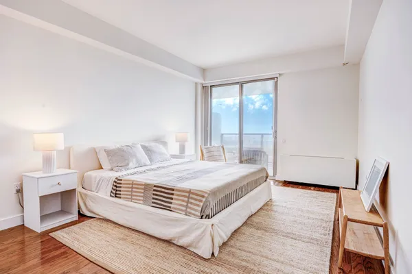 $750,000 | 151 Beach 96th Street, Unit 2B | Rockaway Beach