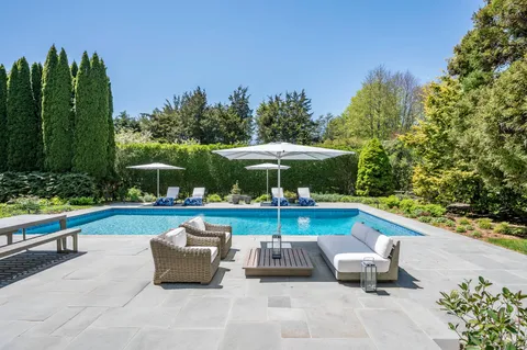 $5,950,000 | 89 Cobb Road, Water Mill, NY 11976