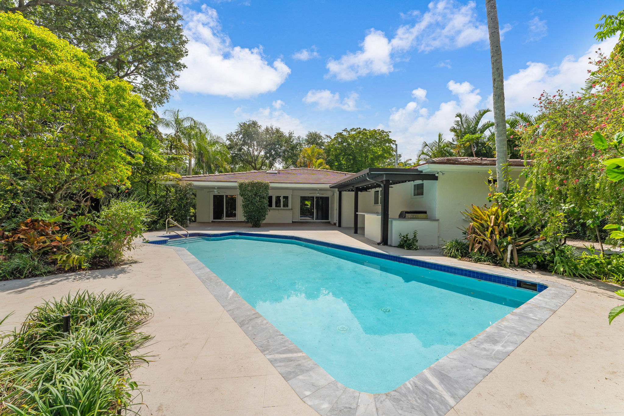 7711 Erwin Road Coral Gables, FL 33143 - Photo 25 of 28