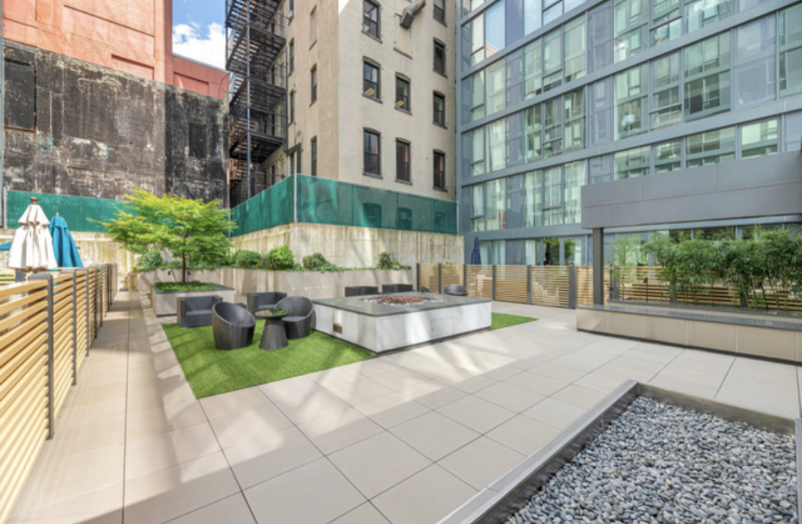 540 West 49th Street, Unit 406N Manhattan, NY 10019 - Photo 14 of 19