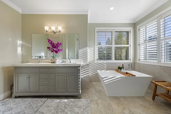 $3,188,000 | 10531 Korn Lane, Gilroy, CA 95020