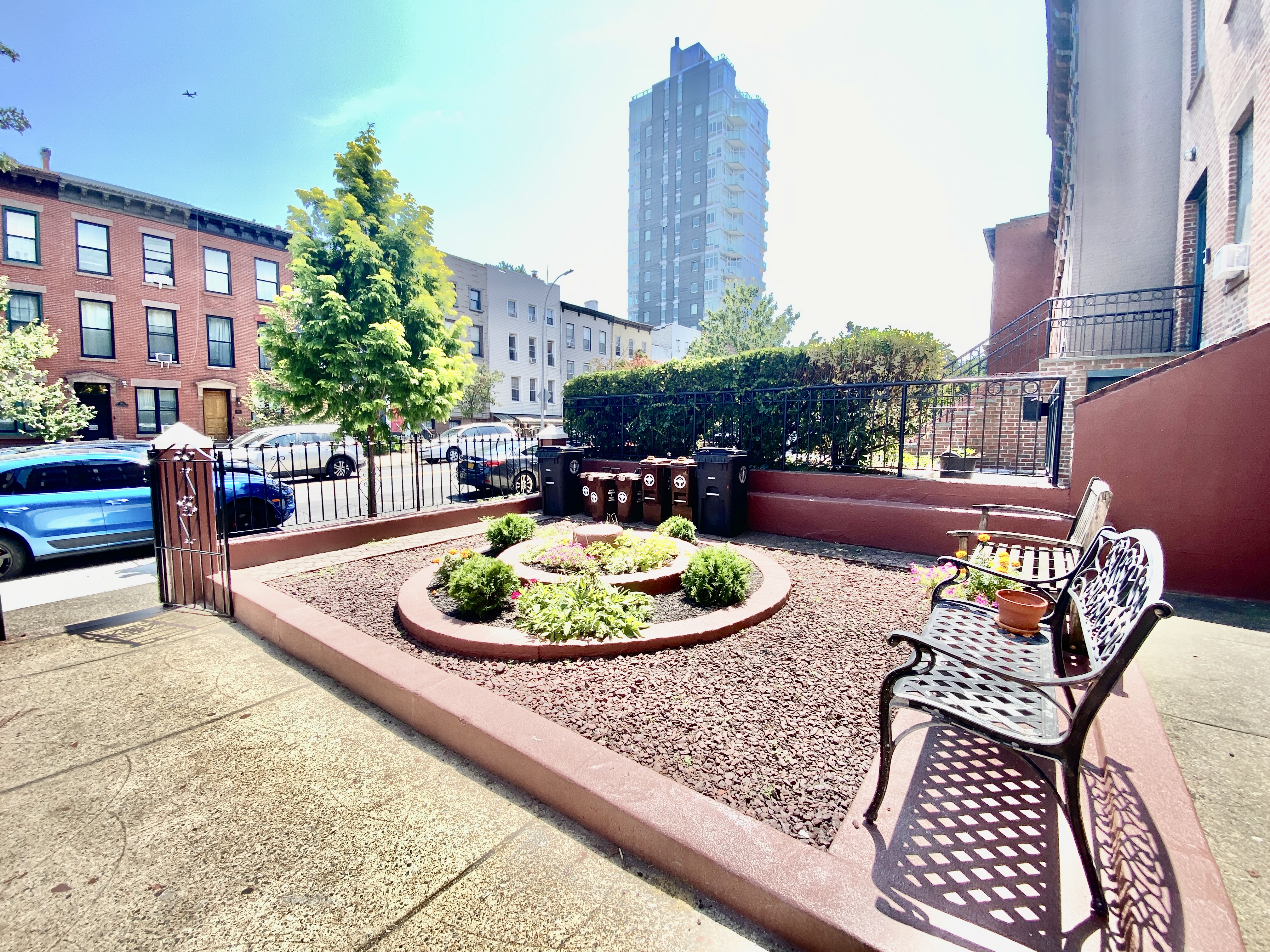 140 Washington Avenue, Unit 4 Brooklyn, NY 11205 - Photo 8 of 8 a view of a roof deck with furniture