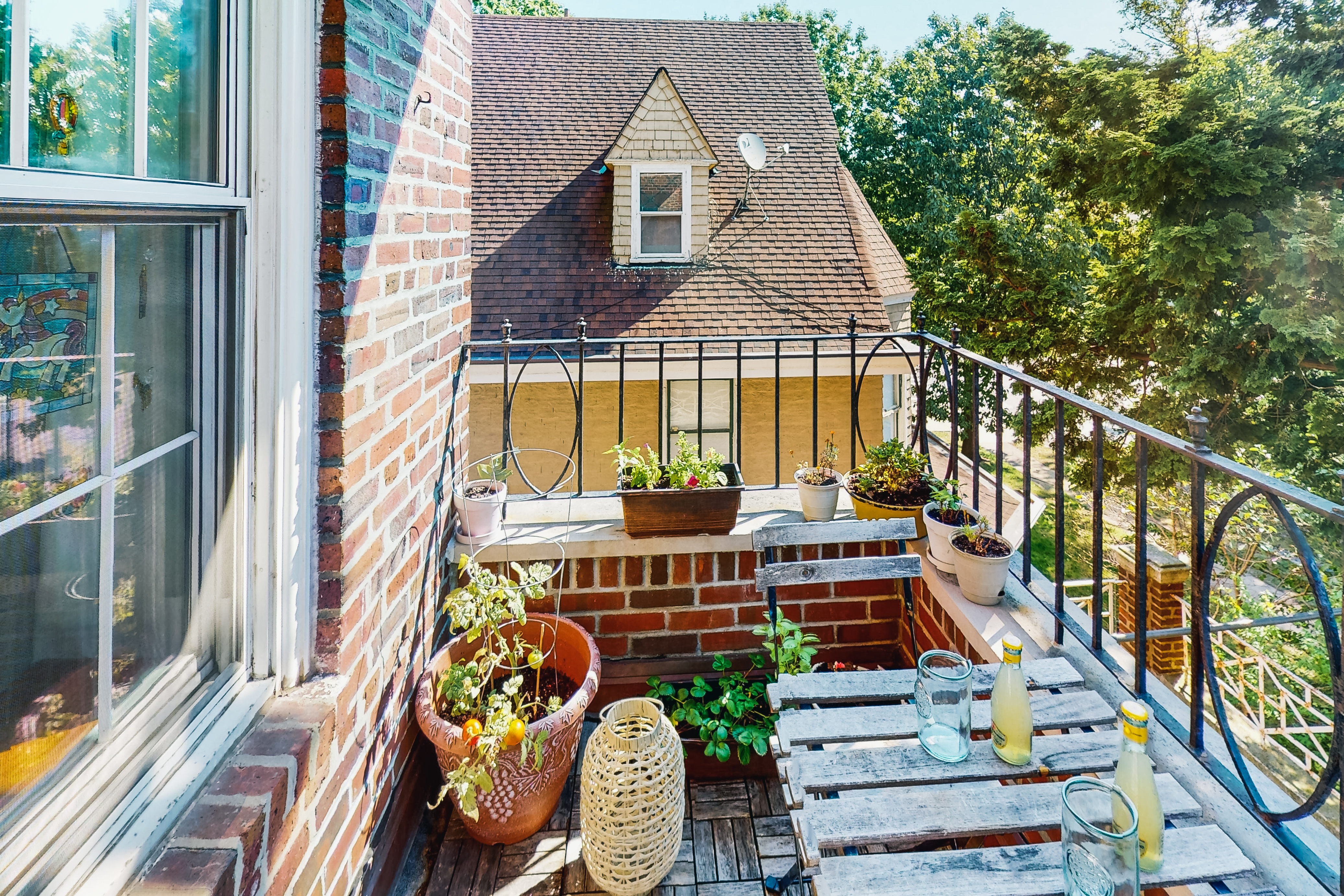 1409 Albemarle Road, Unit 3C Brooklyn, NY 11226 - Photo 3 of 8 Gallery Image 3
