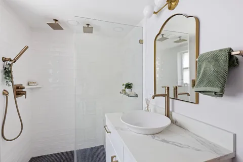 $675,000 | 755 South 6th Street, Philadelphia, PA 19147