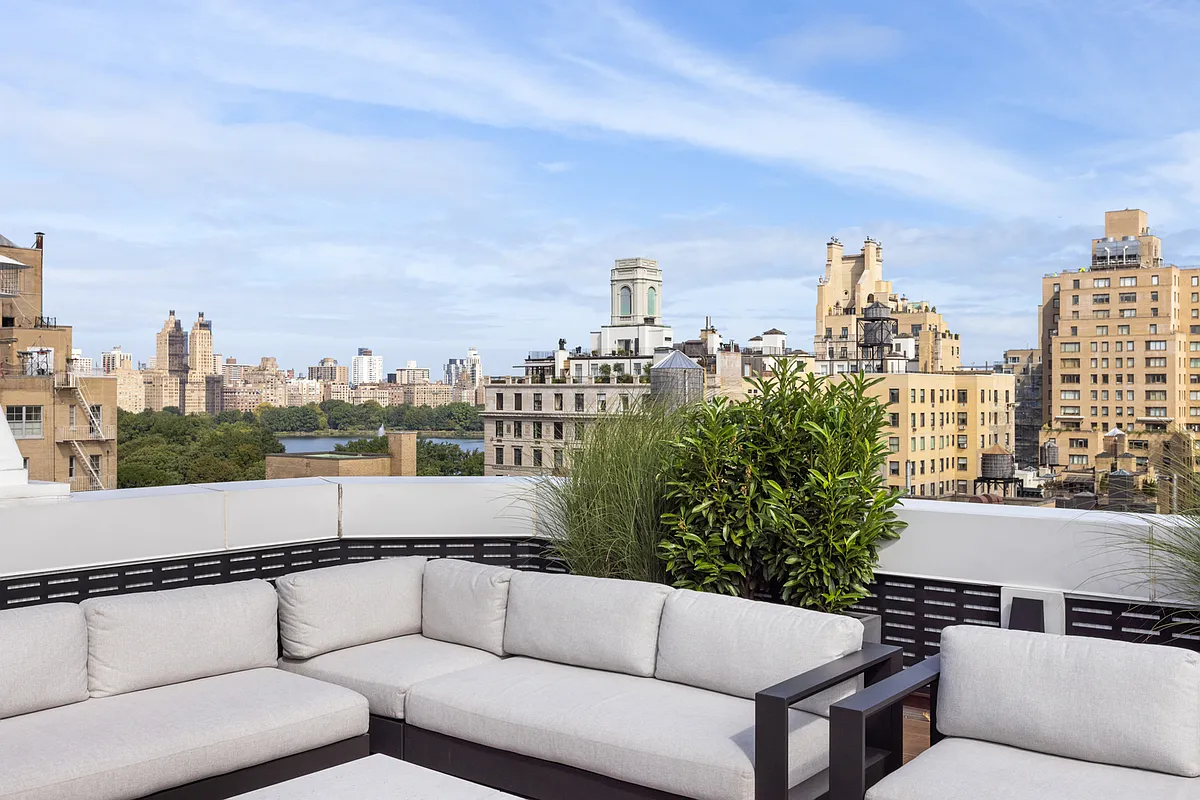 8 East 83rd Street, Unit 5F Manhattan, NY 10028 - Photo 16 of 18