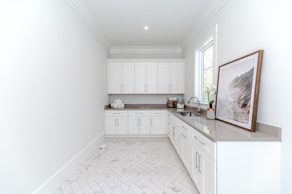 1608 Estate Valley Lane Raleigh, NC 27613 - Photo 15 of 48