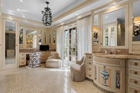 $7,495,000 | 26 Old Gulph Road, Gladwyne, PA 19035