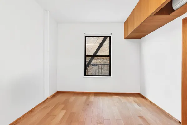 $3,200 | 305 8th Avenue, Unit B8 | Park Slope