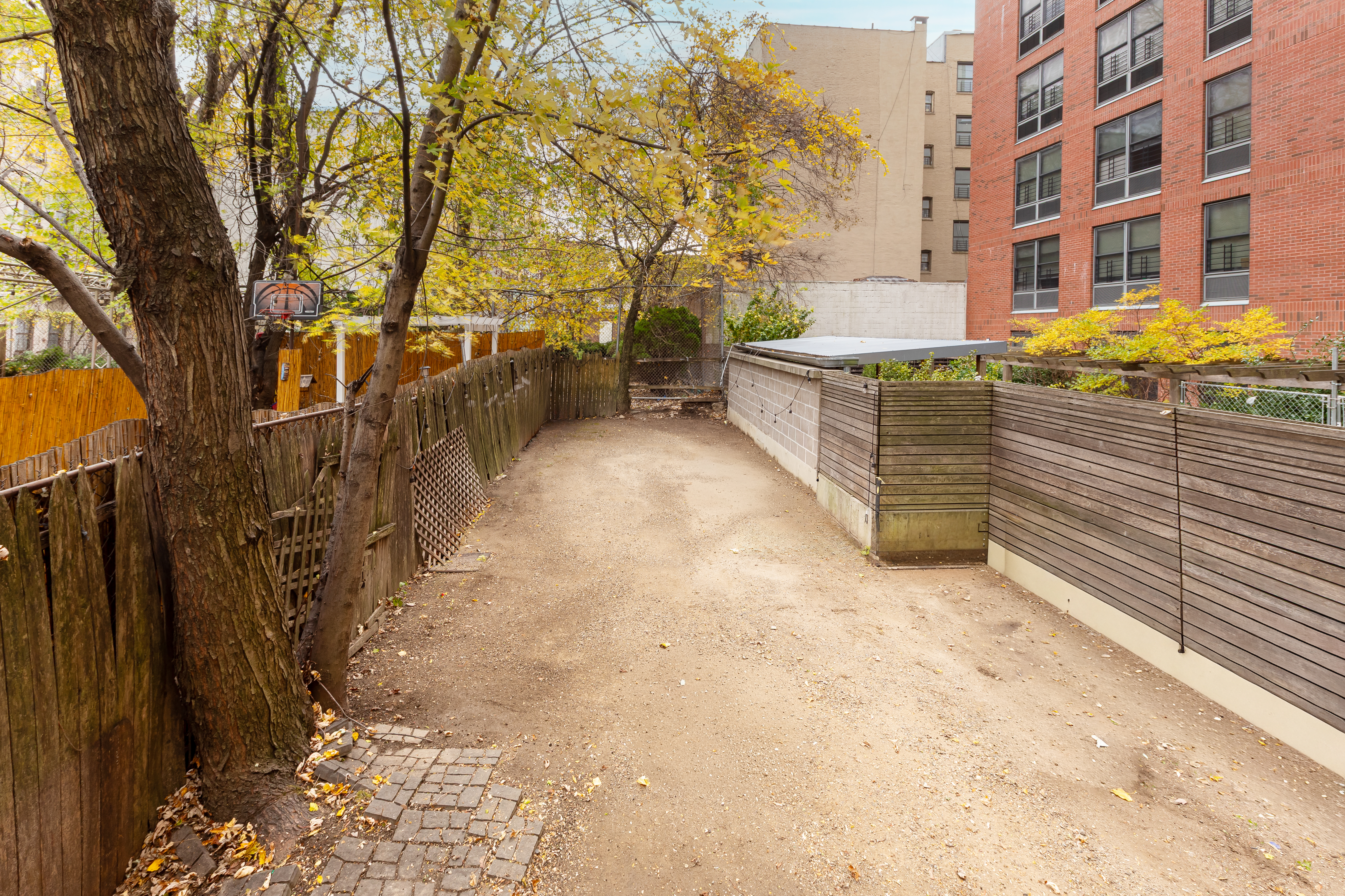 610 East 181st Street Bronx, NY 10457 - Photo 10 of 13 a view of buildings