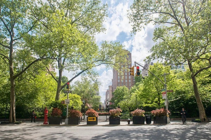 210 East 21st Street, Unit 4B Manhattan, NY 10010 - Photo 9 of 16