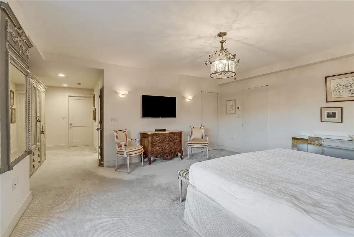 $694,000 | 616 South Orange Avenue, Unit Skyhouse 4, Maplewood, NJ 07040