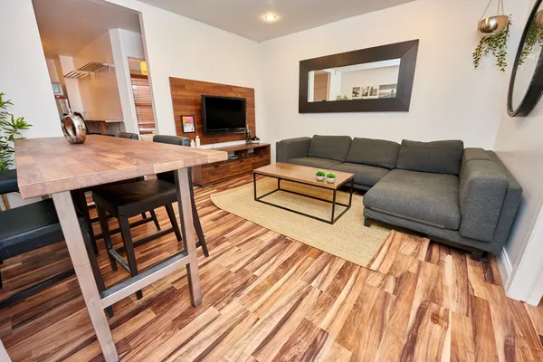 $8,750 | 18 Spring Street, Unit 2F | NoLita