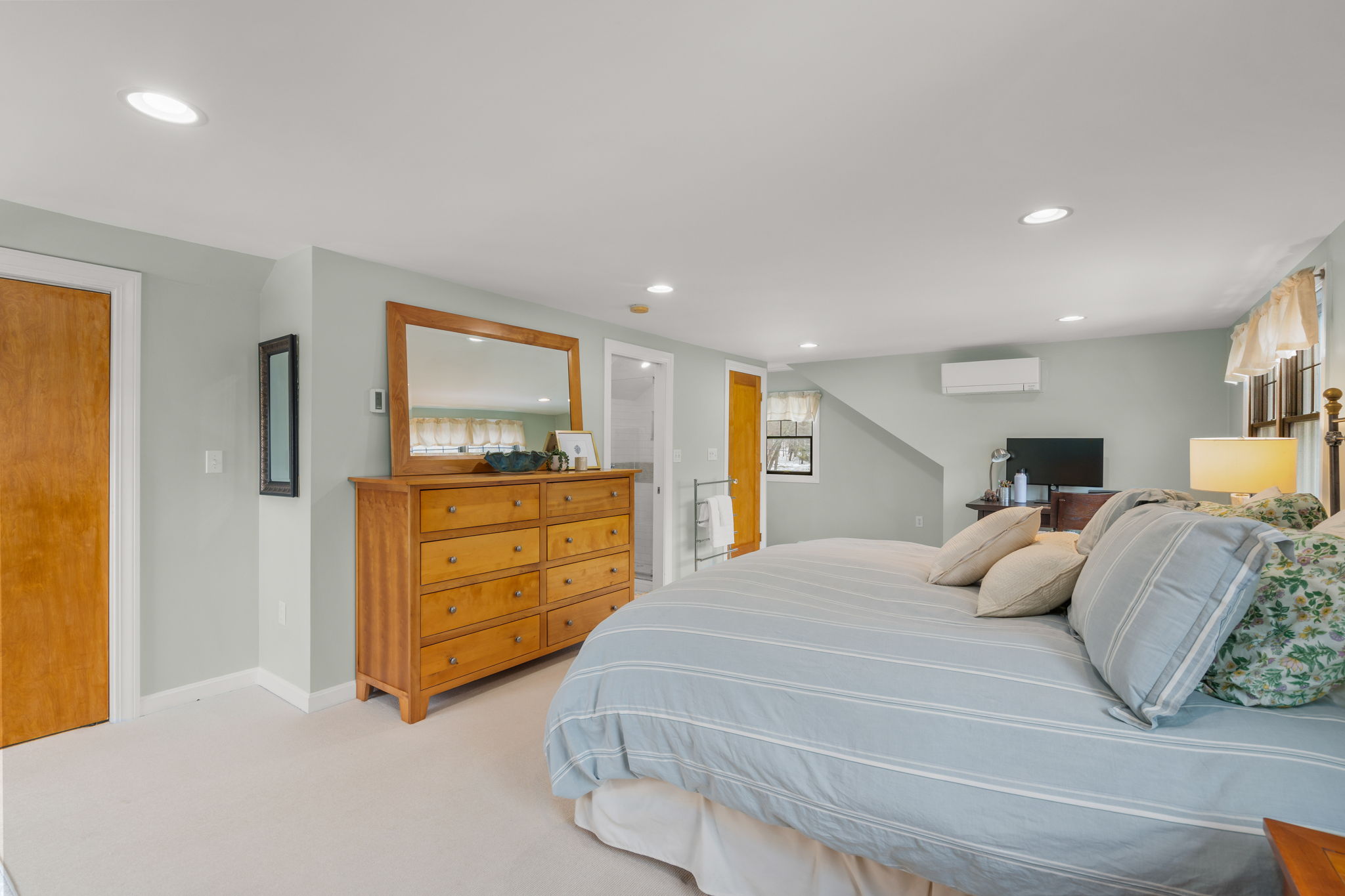 45 Lynnbrook Road Lynnfield, MA 01940 - Photo 27 of 40