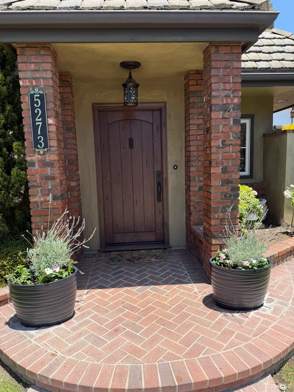 $2,100,000 | 5273 Appian Way, Long Beach, CA 90803