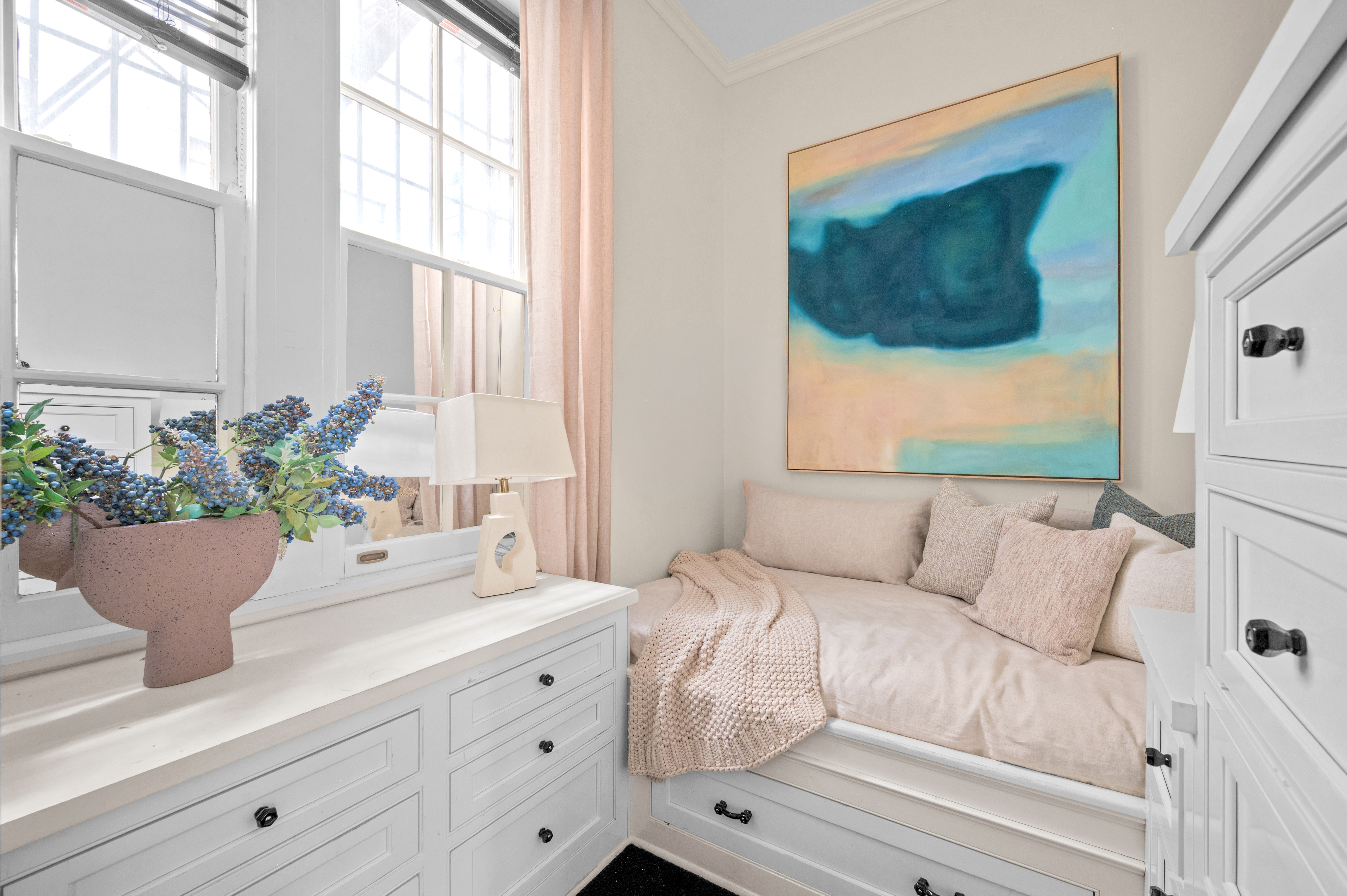 45 East 66th Street, Unit 3W Manhattan, NY 10065 - Photo 20 of 25 Gallery Image 20