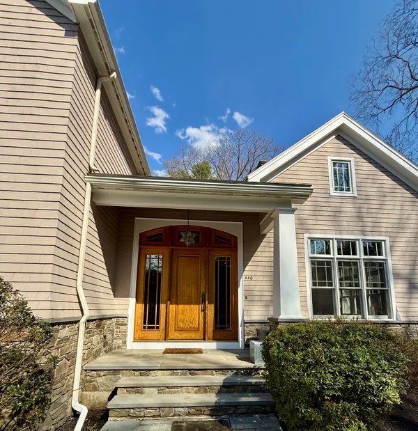 Contact Agent | 440 King Street, Cohasset, MA 02025