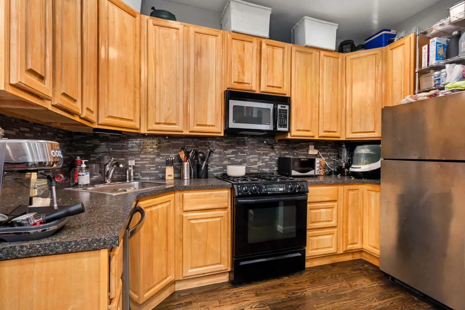 $3,300 | 370 Myrtle Avenue, Unit 2 | Fort Greene