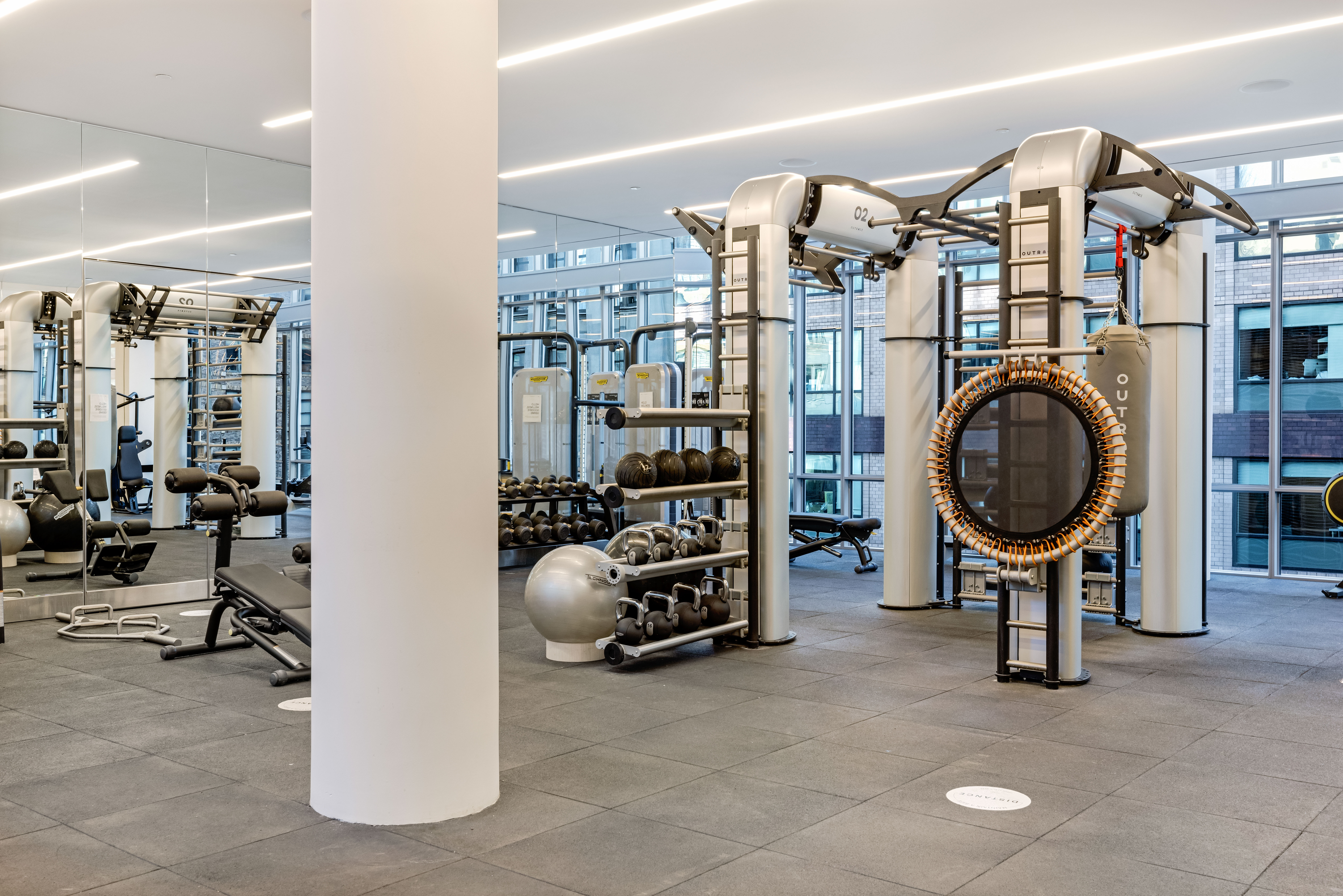 565 Broome Street, Unit S9A Manhattan, NY 10013 - Photo 14 of 19 a view of a room with gym equipment