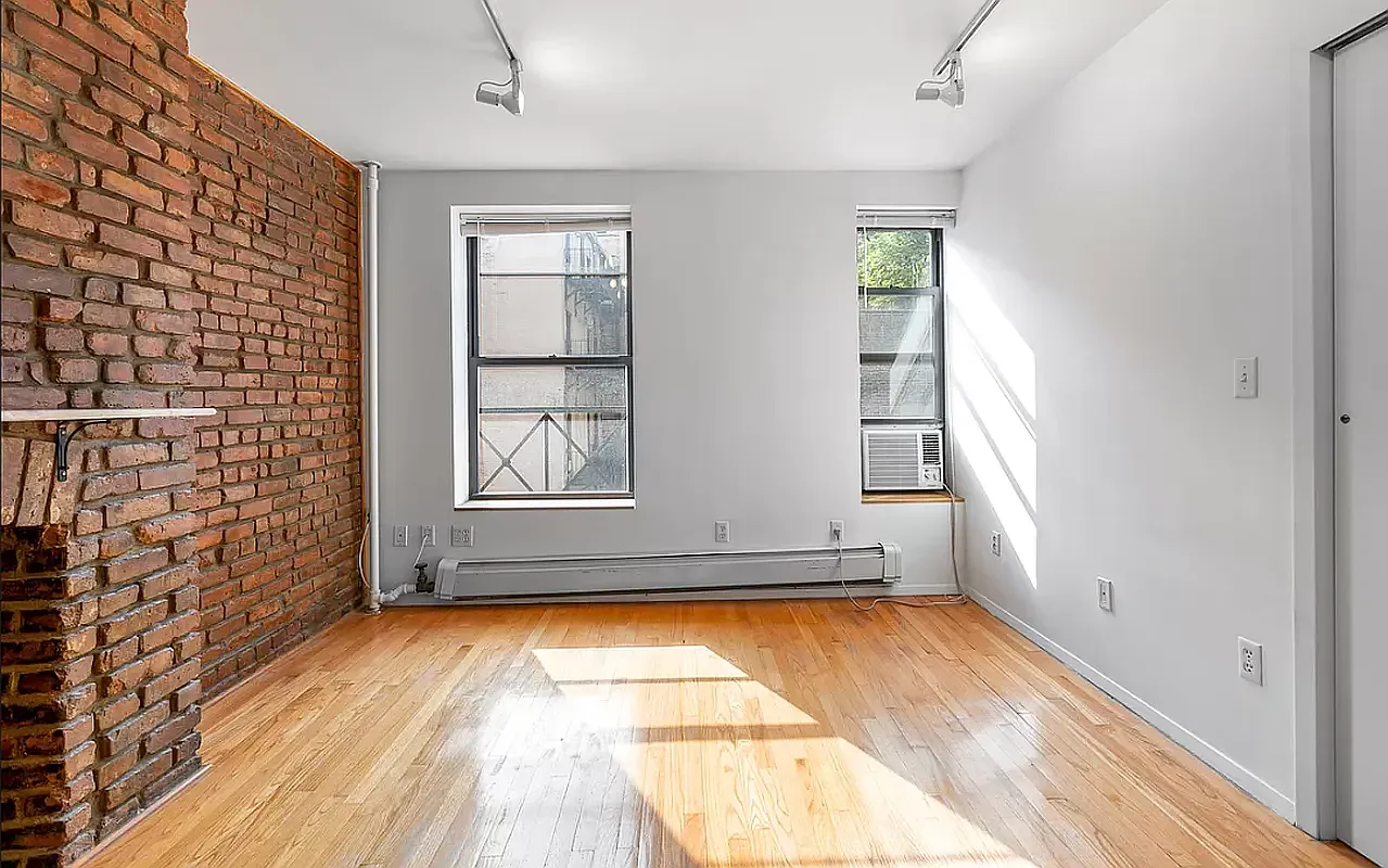 317 1st Avenue, Unit 4R Manhattan, NY 10003 - Photo 2 of 15