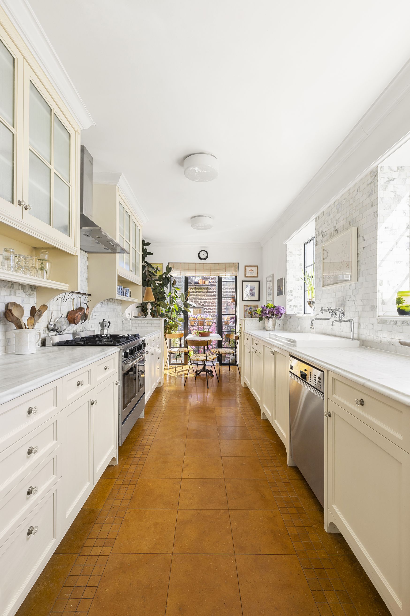 606 A 3rd Street Brooklyn, NY 11215 - Photo 16 of 30