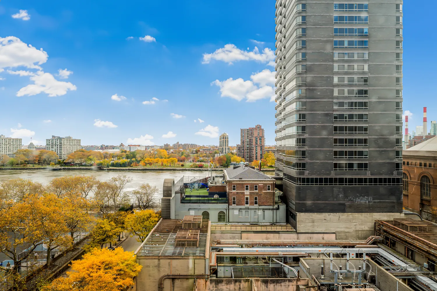 $11,000 | 520 East 76th Street, Unit 10H | Lenox Hill
