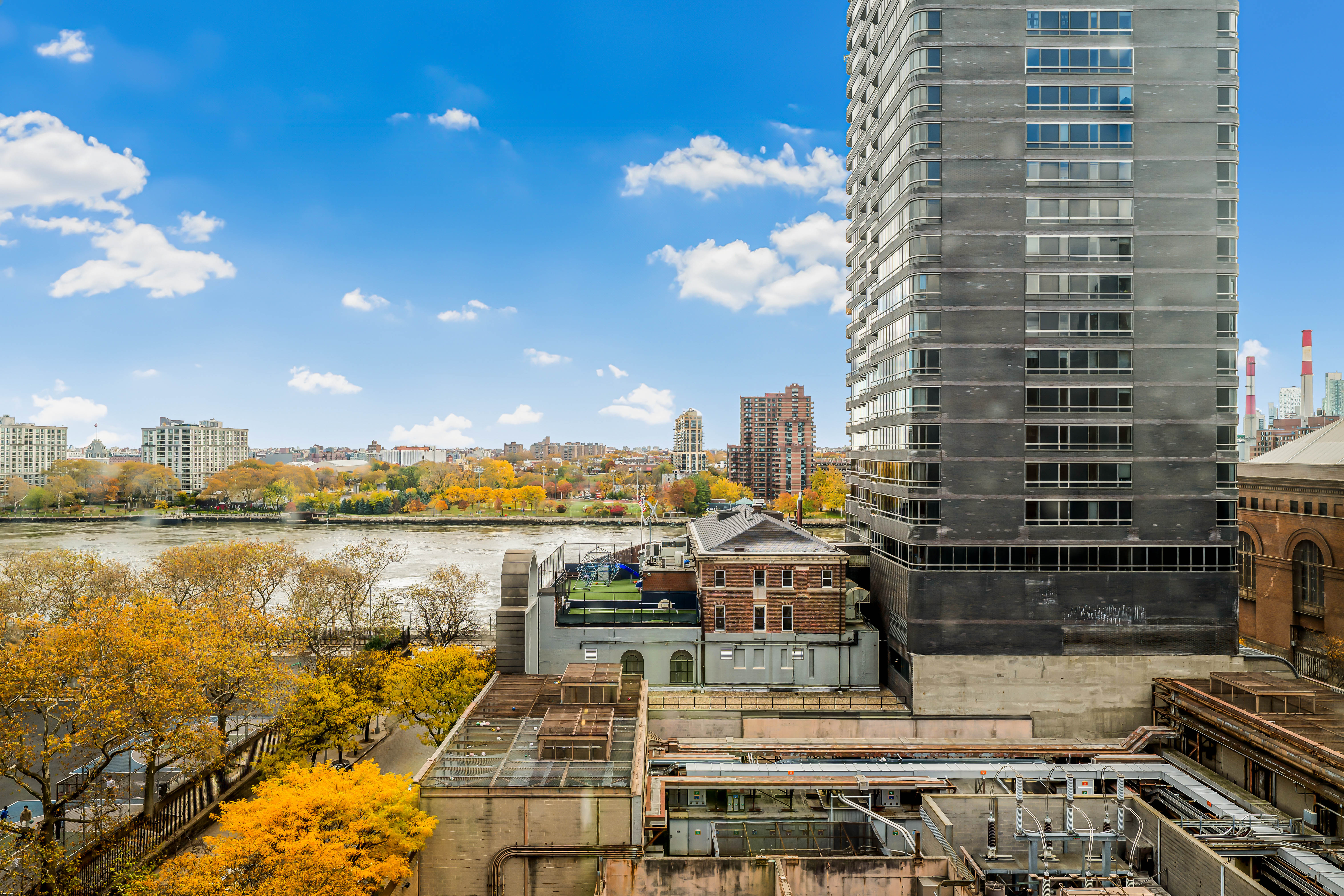 520 East 76th Street, Unit 10H Manhattan, NY 10021 - Photo 17 of 20 a picture of city view with lake view